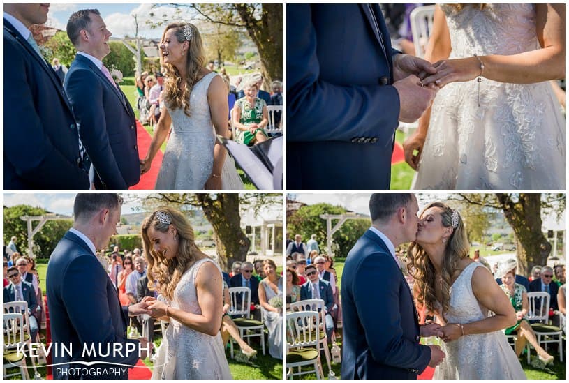 exchanging wedding rings