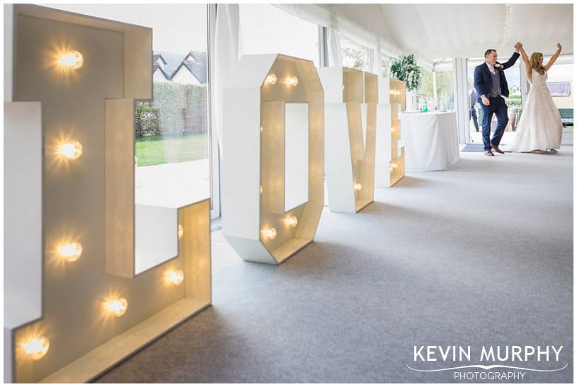 Love sign at wedding